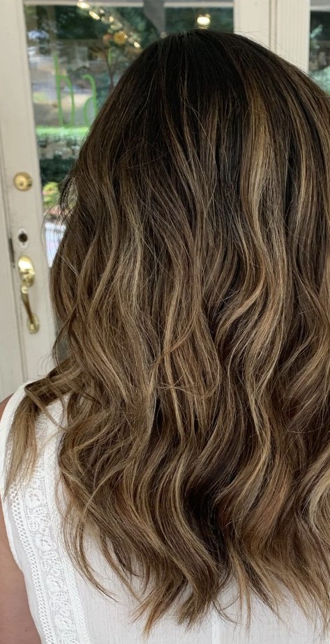 Brunette Waves